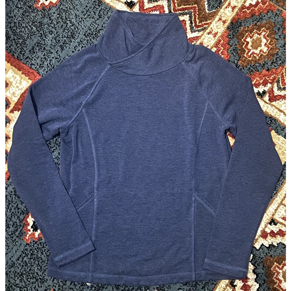 LL Bean Navy Blue Sweatshirt Size XS Reg Womens